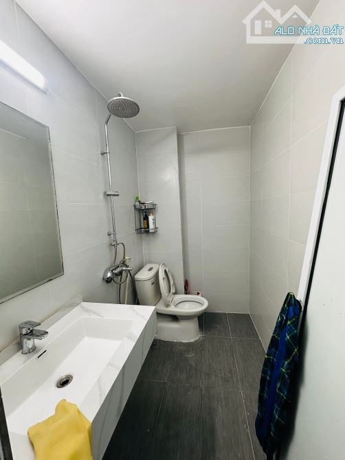 Nhà Phố Giảng Võ - 4 Tầng - 2 Mặt Thoáng. DT 47/54m - Giá Chào 12,8 tỷ - 2