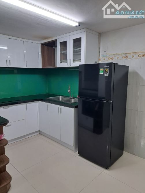 Cho thuê nhà 3 tầng kiệt ô tô đường Núi Thành, Hoà Cường, Đà Nẵng - Diện tích 80m2 - 2