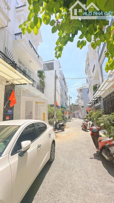 BÁN NHÀ PHỐ MỚI SÁNG RỰC RỠ– HTP– HUỲNH THỊ ĐỒNG– NGANG 5.3M– SỔ RIÊNG– GIÁ NHỈNH 7 TỶ - 2