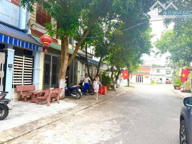📌📌📌LÀM VIỆC TRỰC TIẾP GIÁ TỐT !!! Bán nhà  2 Tầng Đường Hàm Trung 9 - 2