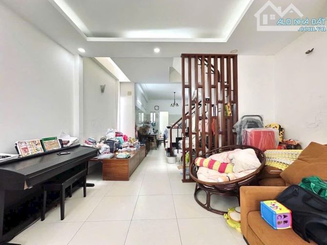 🏡💥GIÁP Q1💥TRƯỜNG SA💥3 TẦNG ĐẸP💥92M2 (4.6x20)💥CHỈ NHỈNH NHẸ 10 TỶ TL🌹🌹 - 2