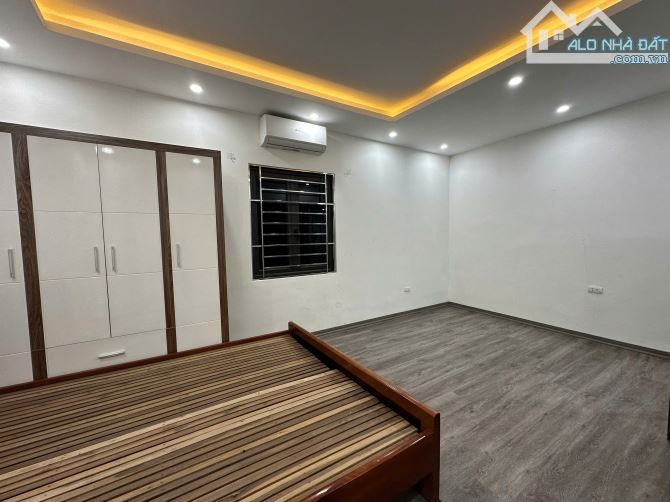 Cho thuê nhà Mễ Trì ,Nam Từ Liêm 40m 5 tầng 3PN  Nhà Mới tinh full đồ ,13tr - 2