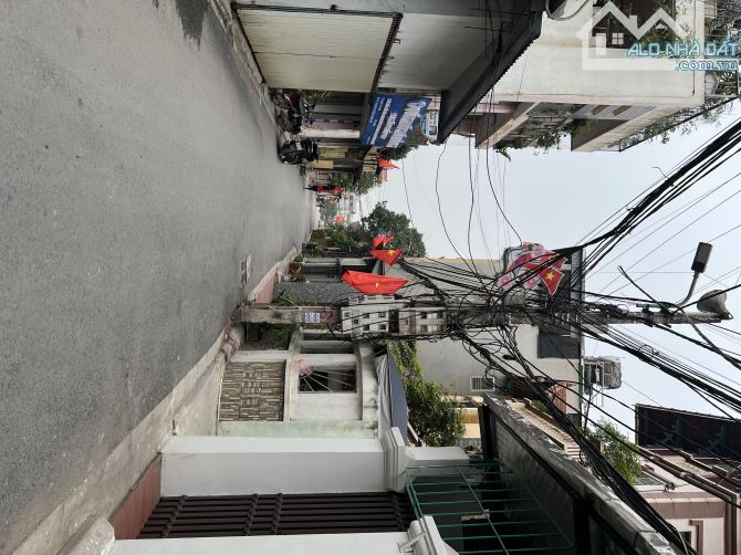 BÁN NHÀ 3 TẦNG TRỤC CHÍNH VÕNG LA, OTO TRÁNH, KINH DOANH. - 2