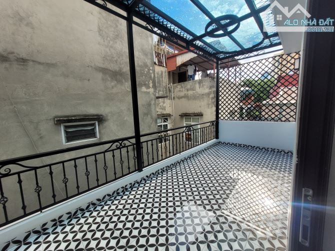 Bán nhà đường Trường Chinh, Thanh Xuân 6 tầng thang máy nhà đẹp full nội thất gần phố - 3