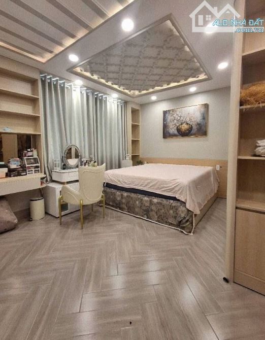 💥 Bán nhà kế bên Ngã Tư Nguyễn Thị Thập & Huỳnh Tấn Phát, p. Tân Phú, 75m2, 8.x tỷ tt - 3