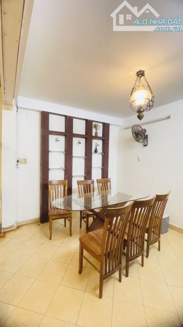 Bán nhà Q3 - Hẻm nhựa 6m - 5 tầng - 3
