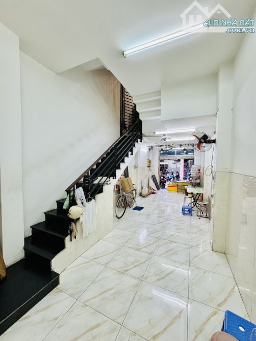 Bán nhà khu vip Q3 - hẻm nhựa kinh doanh - 7 tầng - 3