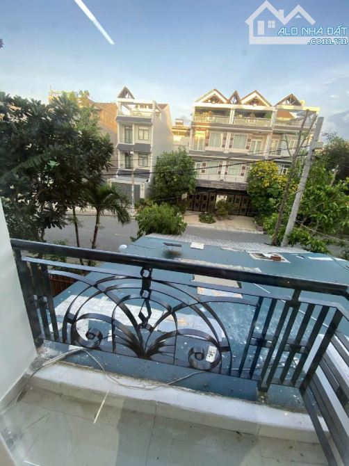 BÁN NHÀ VIP TRỊNH QUANG NGHỊ [P7, Q8] DT:120M2 (5 X24), 4T, 3PN, 4WC CHỈ 10.2 TỶ - 3