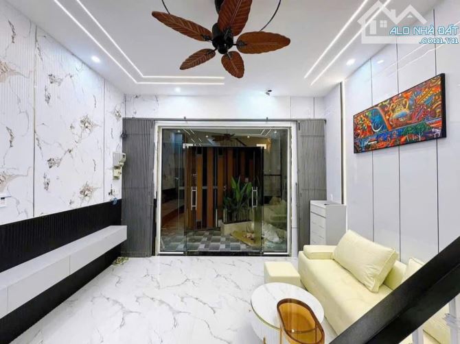 Bán gấp nhà đang ở ngay Chợ Đệm, Tân Túc, 5,5mx21m, 1 trệt 1 lầu,sổ hồng riêng giá 800tr - 3