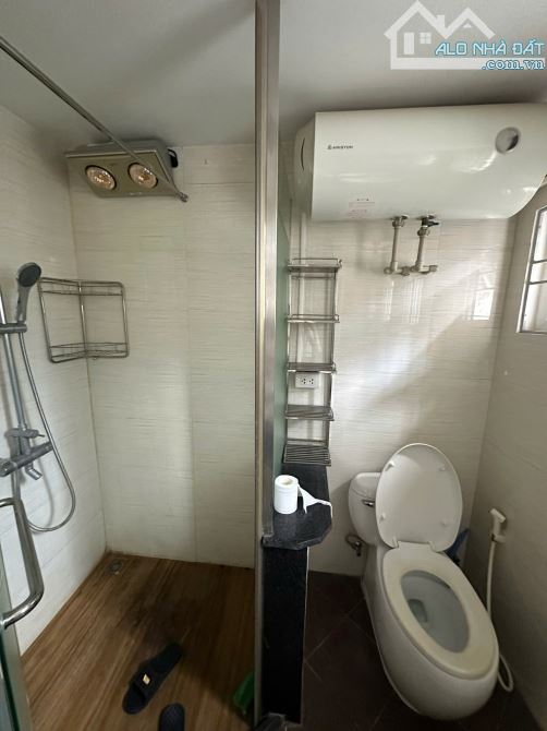 Cho thuê NR 2 pn, 4 tầng, 25m phù hợp gia đình ở phố Vọng Đức Hoàn Kiếm - 3