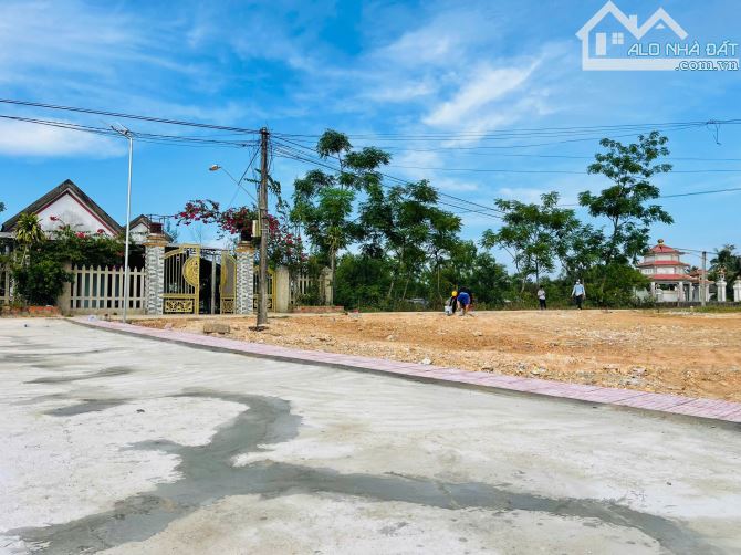 RA MẮT BLOCK MỚI BIỂN VINH AN 153M2  320TR - SỔ HỒNG CÓ SẴN - 3