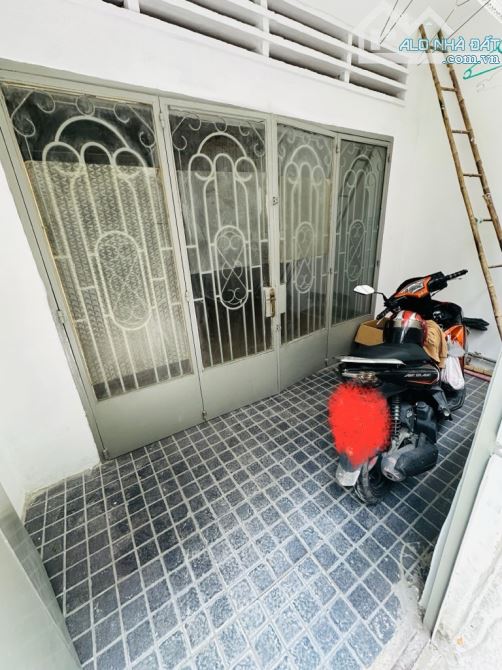 TRUNG TÂM Q. TÂN PHÚ - NHÀ TRỆT LẦU SỔ VUÔNG 52m2 - KHU DÂN TRÍ CAO - TIỆN ÍCH ĐẦY ĐỦ - ✅ - 3