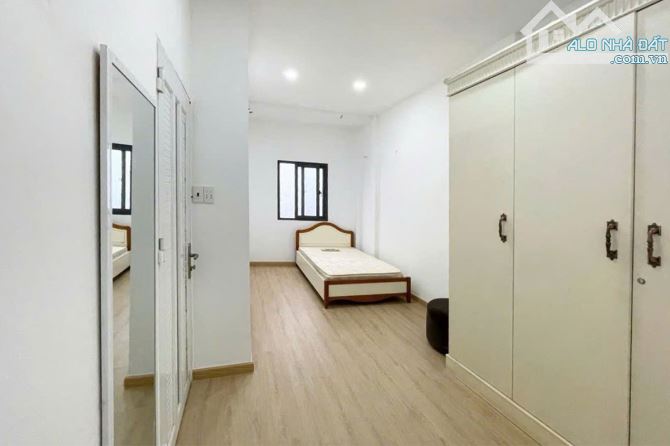Bán nhà Thích Quảng Đức, Phú Nhuận, 30.7m² (4.7m x 7m), 2 phòng ngủ - Giá 4.8 tỷ TL - 3