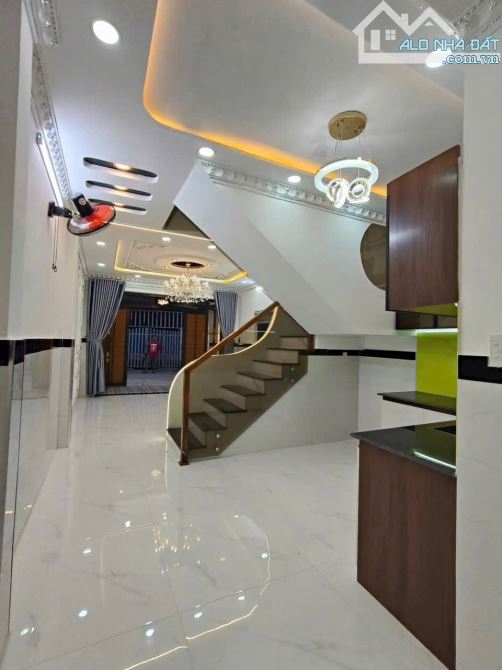 Nhà Đẹp 1 lầu xã Đông Thạnh Hóc Môn đường xe hơi giá 2 tỷ 50 triệu - 3
