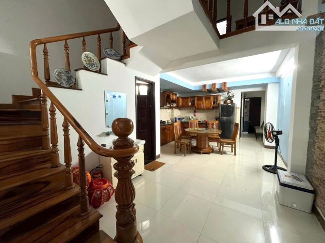 Bán nhà 3 tầng 3 mê đúc mặt tiền Hồ Tùng Mậu, Hoà Minh, biển Liên Chiểu, Đà Nẵng - 3