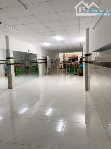 Nhà 2 tầng 340m2 hẻm xe tải Nguyễn Văn Quá , ngay Gò Vấp ,dòng tiền 120tr giá dưới 7 tỷ - 3