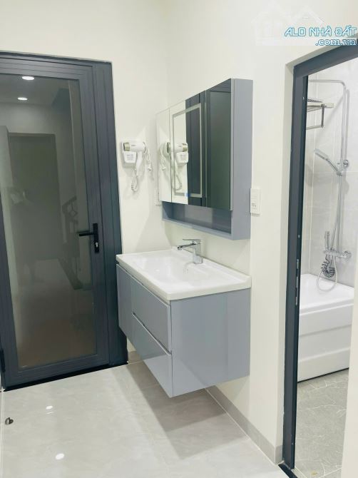 Bán nhà mặt tiền đường Phan Văn Trị Q5 dt(3 x 14m) giá 16 tỷ - 3