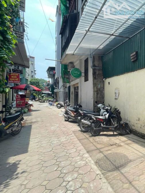 17,8 tỷ, 68 m2, MT 5,3m  ví trí vàng Lạc Trung, HBT, ô tô đỗ cửa, kinh doanh đỉnh, dân trí - 3