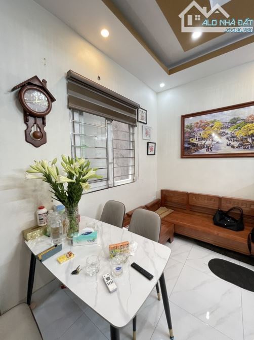 Bán Nhà Cổ Linh, DT 36m * 5 tầng, lô 2 thoáng, giá nhỉnh 5 tỷ. - 3
