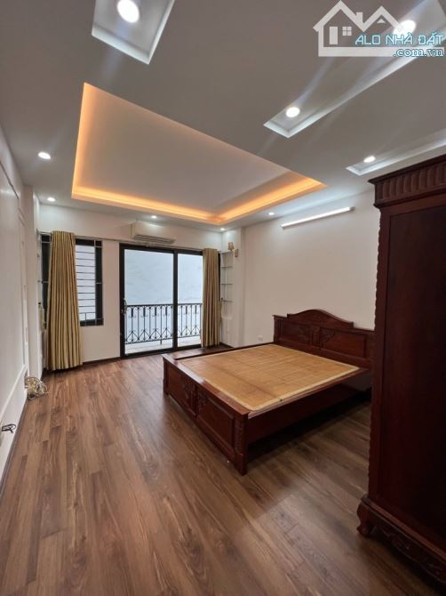🏠 LÔ GÓC – DIỆN TÍCH RỘNG – SỔ NỞ HẬU ĐÓN LỘC – 10M RA Ô TÔ – 40m2 × 5 TẦNG 📍 Thạch Bàn - 3