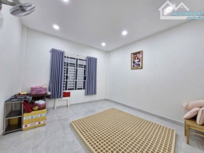 👉NHỈNH 5 TỶ- TRUNG TÂM PHƯỚC LONG B KHÔNG CÓ CĂN THỨ 2 - 2 Tầng 3PN - 3