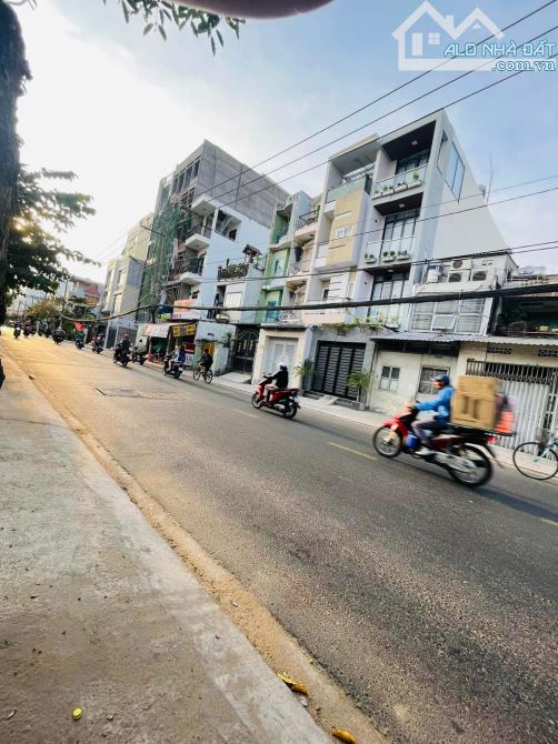 BƯỚC 3 BƯỚC RA MẶT TIỀM SẦM UẤT CÁCH MT 1,2 CĂN - KHU DÂN CƯ H.HỮU 🚌🚕🚑🚕🚙🚑🚕🚌🚐🚑🚕 - 3
