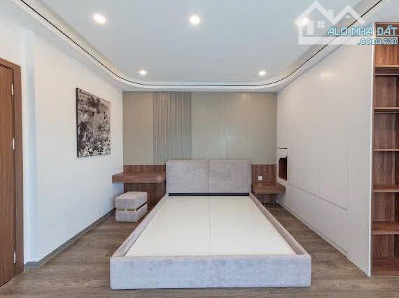 💥 GARA Ô TÔ – NHÀ 40M² x 6 TẦNG THANG MÁY – LÔ GÓC PHỐ NGUYỄN VĂN LINH – TẶNG NỘI THẤT – - 3