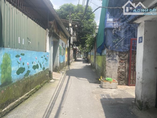 PHÚC LỢI - VỊ TRÍ ĐẸP - 40M - MT = HẬU 4M - GIÁ LOANH QUANH 4 TỶ - NGÕ Ô TÔ - 3
