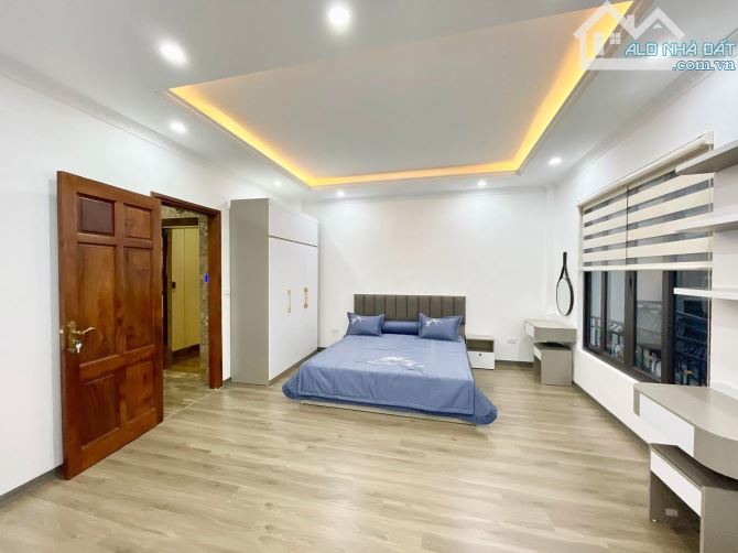 NHÀĐẸP - GẦN ĐẠI HỌC NGOẠI THƯƠNG - 38M - 6T - 10,85 TỶ - 3