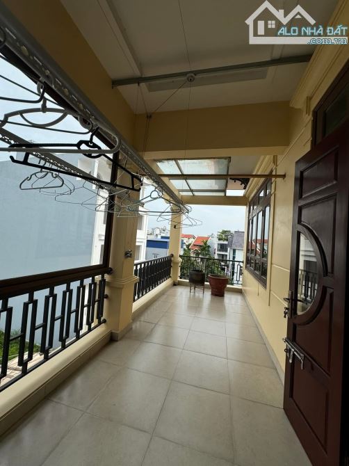 🏰 Biệt Thự 316m² Đằng Hải Hải An – 3 Tầng – Sân Vườn Rộng – Nội Thất Xịn 💰 Giá: 17.8 tỷ - 3