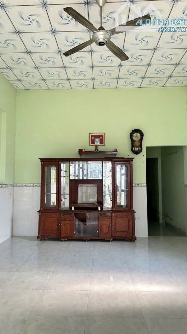 Ngộp lắm nên đành bán căn nhà cấp 4 ở Tân An Hội, Củ Chi, giá 690 triệu. 100m2. Sổ hồng ri - 3