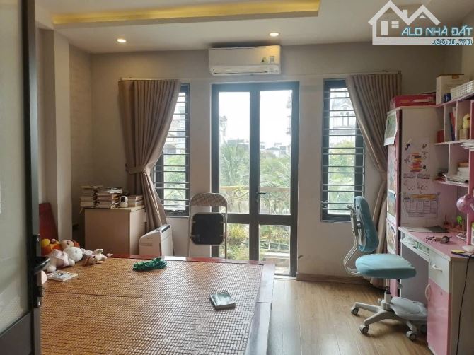BÁN NHÀ ĐẸP GIÁP BÁT – LÔ GÓC - VIEW HỒ - FULL NỘI THẤT – Ở HOẶC CHO THUÊ -GIÁ HƠN 12 TỶ - 3