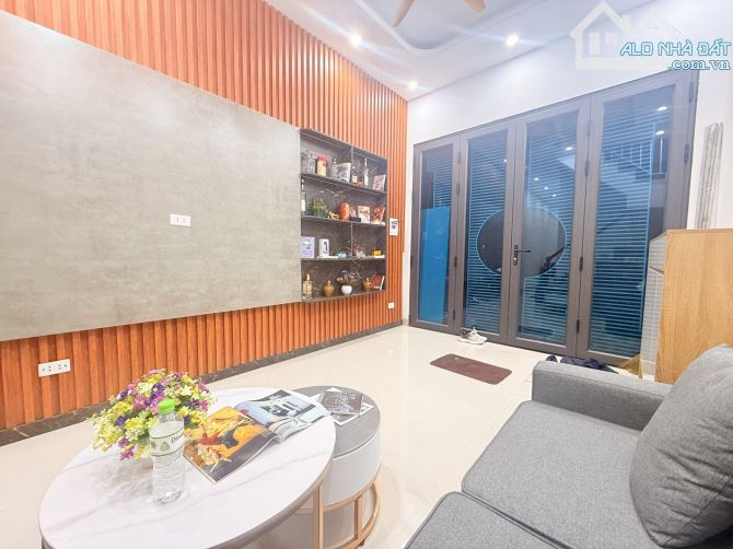 Phân lô Đốc Ngữ, Ba Đình. 37m, 4 tầng, giá 8.6 tỷ. 30m ô tô tránh, 2 mặt thoáng - 3
