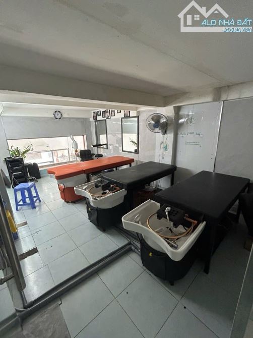 BÁN NHÀ MẶT TIỀN KHU CƯ XÁ ĐÔ THÀNH.P4-Q3. DT:6,1X15M,KC: 5 TẦNG. GIÁ 25 TỶ - 3
