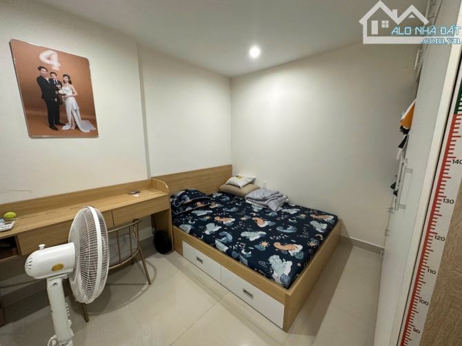 Bán căn Chung Cư CT2 Phước Hải tầng 8 mát mẻ.DT~70m2 giá chỉ 3,1tỷ - 3