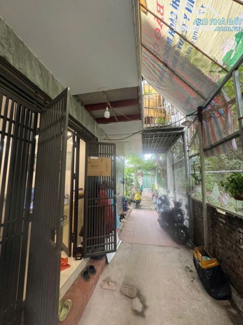 BÁN NHÀ ĐƯỜNG NƯỚC PHẦN LAN - 35M², 2 TẦNG, 3.5M MẶT TIỀN - 2,5 TỶ - NHÀ DÂN XÂY - GẦN PHỐ - 3