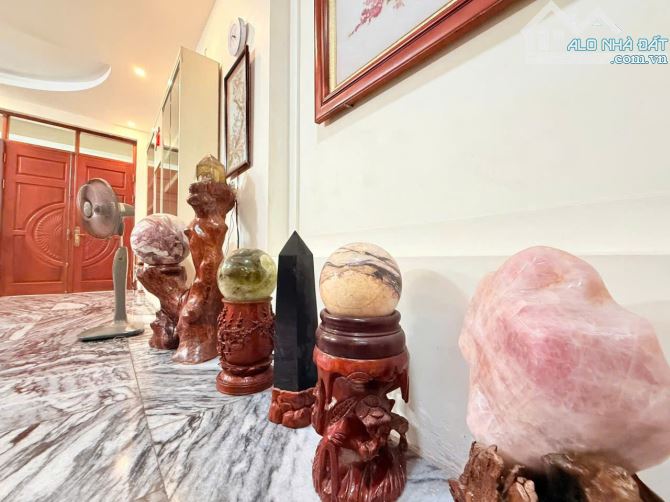Bán liền kề Văn Quán đường Nguyễn Khuyến,gần hồ Văn Quán, tiện kinh doanh 100m 5t 25 tỷ - 3