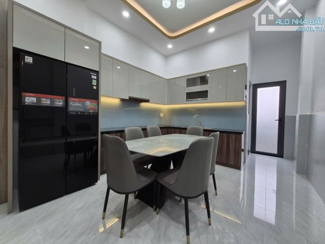 Hẻm Xe Hơi, Phan Văn Trị, P10, 2 tầng, 4 PN + 1 căn riêng biệt cho thuê 4tr/th- 7.65 Tỷ - 3
