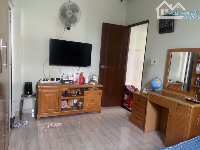 Cần bán nhà 1 trệt 3 lầu Đường 168 Phước Long A - 3