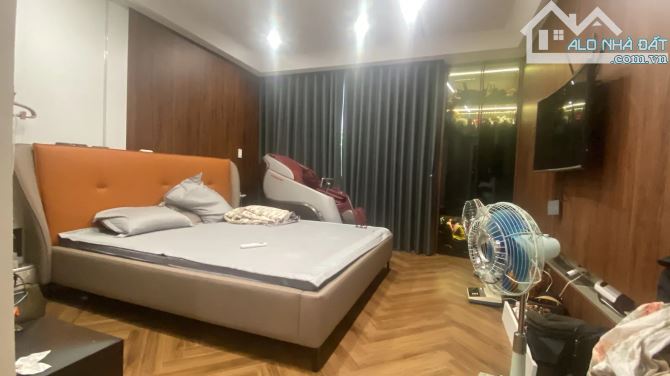 Hiếm Nhà đẹp Bồ Đề 48m 6 tầng MT 4.2m 13.9 tỷ gara ô tô, thang máy - 3