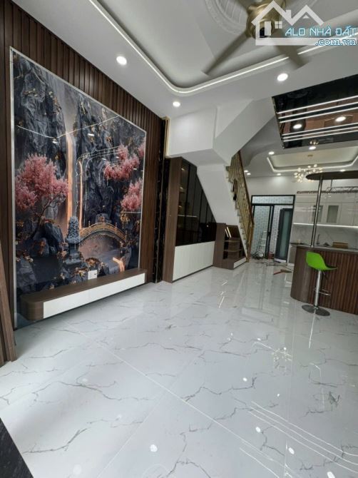 SIÊU PHẨM NHÀ 3 TẦNG LÃ XUÂN OAI – LONG TRƯỜNG - 3