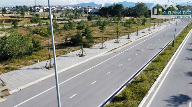 💥Mặt tiền đường 36m Sa Động - Bảo Ninh - 3