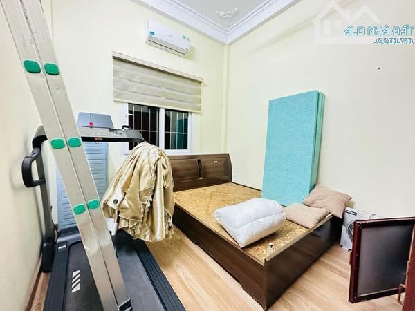 BÁN NHÀ VƯƠNG THỪA VŨ- THANH XUÂN - DÂN XÂY- 2 MẶT THOÁNG- GẦN CHỢ- CÁCH OTO 40M- Ở SƯỚNG - 3