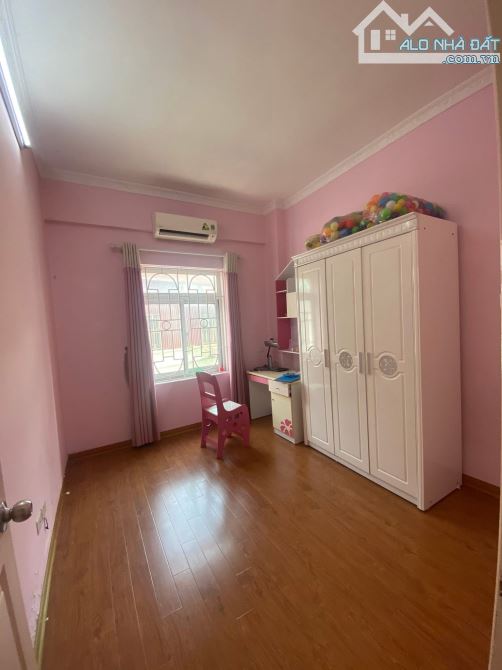 Tài chính 4 tỷ, căn hộ toà CT9 Định Công, ban công hướng Nam, 2 ngủ, sổ đỏ chính chủ - 3