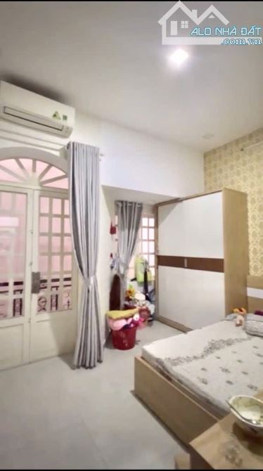 Bán Nhà Bình Thạnh - Hẻm Xe Hơi  - 5 Tầng BTCT - 50m2 - Ngang 4m - Sổ A4 - Nhỉnh 6 Tỷ TL - 3