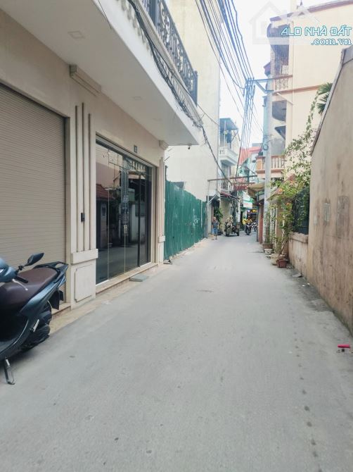 HIẾM  BÁN GẤP – ĐẤT VÀNG TRẦN PHÚ, VĂN QUÁN – MẶT TIỀN KHỦNG 6M.
 SỔ VUÔNG NHƯ TỜ A4 – - 3
