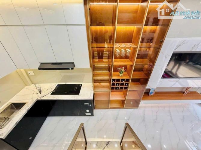 Nhà gần Nguyễn Văn Khối, 2 tầng, 18m2, hẻm ba gác - 3