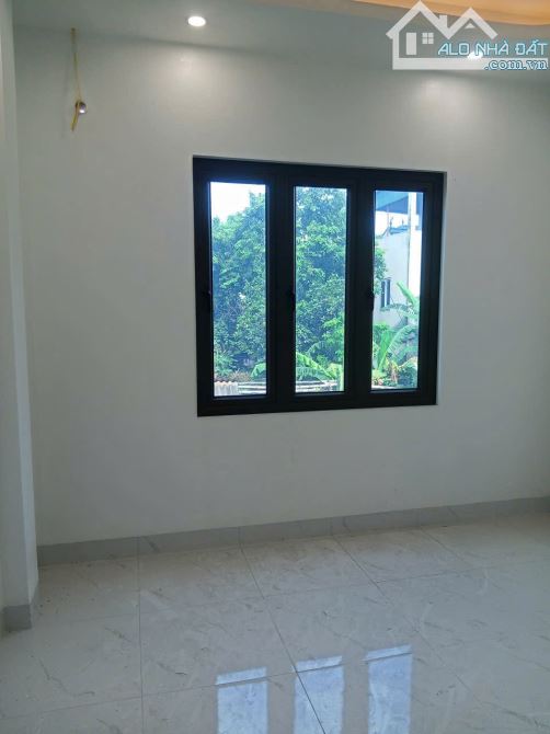 🏡 nhỉnh 3 tỷ – NHÀ 3 TẦNG - MỚI ĐẸP – 50M² – GẦN BẾN XE YÊN NGHĨA - CAO VIÊN - 3