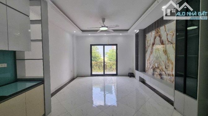 Nam Từ Liêm 45m2*6 Thang máy, Gara ô tô Lô góc, Nhà mới, Ngõ thông, Hơn 9 tỷ. - 3
