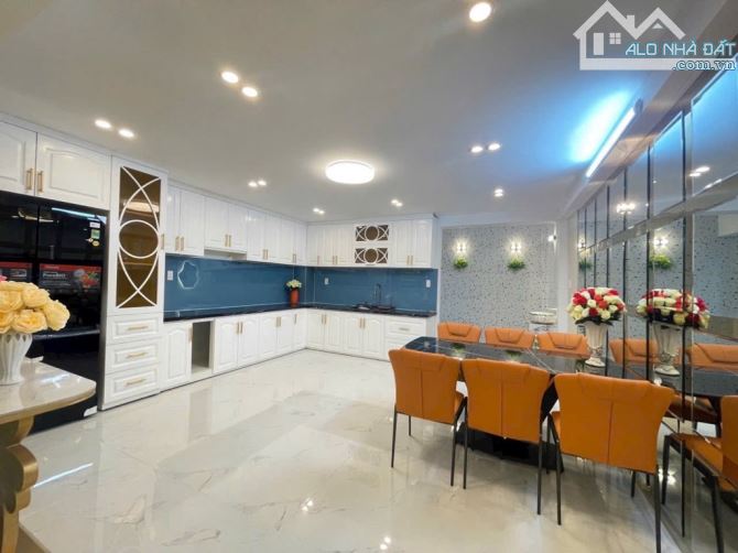 Nhà mới 5 tầng – 5x20m – Hẻm 6m – Full nội thất – TT Nhà Bè - 4